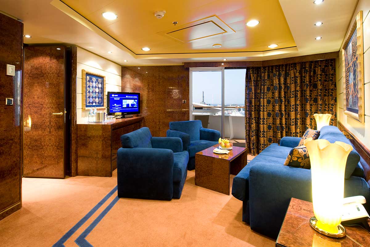 MSC Splendida apartament Yacht Club Executive and Family Suite with Balcony