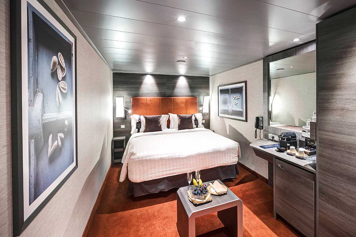 MSC Virtuosa apartament Yacht Club Interior Suite