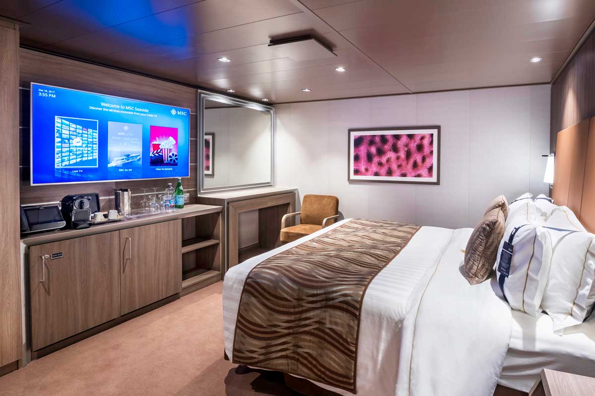 MSC Seascape apartament Yacht Club Interior Suite